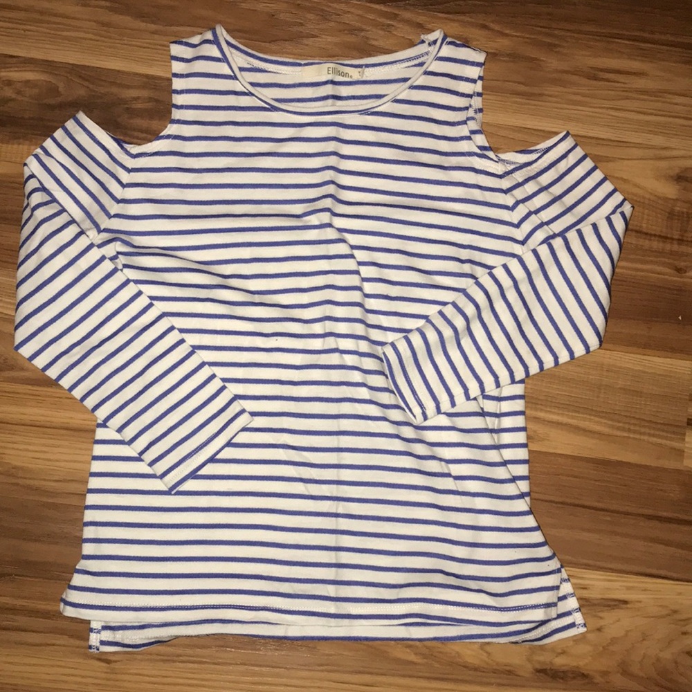 Ellison cold shoulder blouse size small